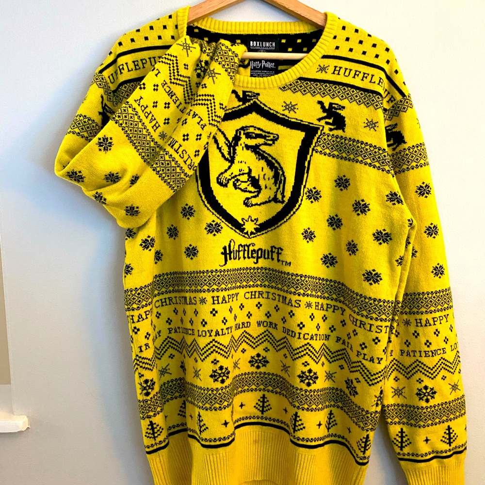 HUFFLEPUFF Holiday sweater